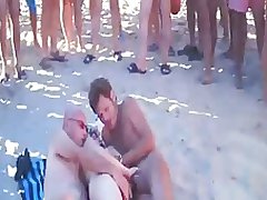 esini paylasan kimse plaj sex
